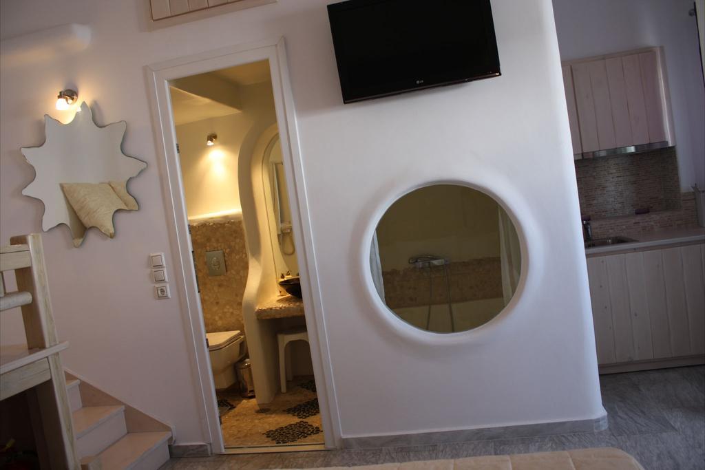 Starlight Luxury Studios Mykonos Town Room photo